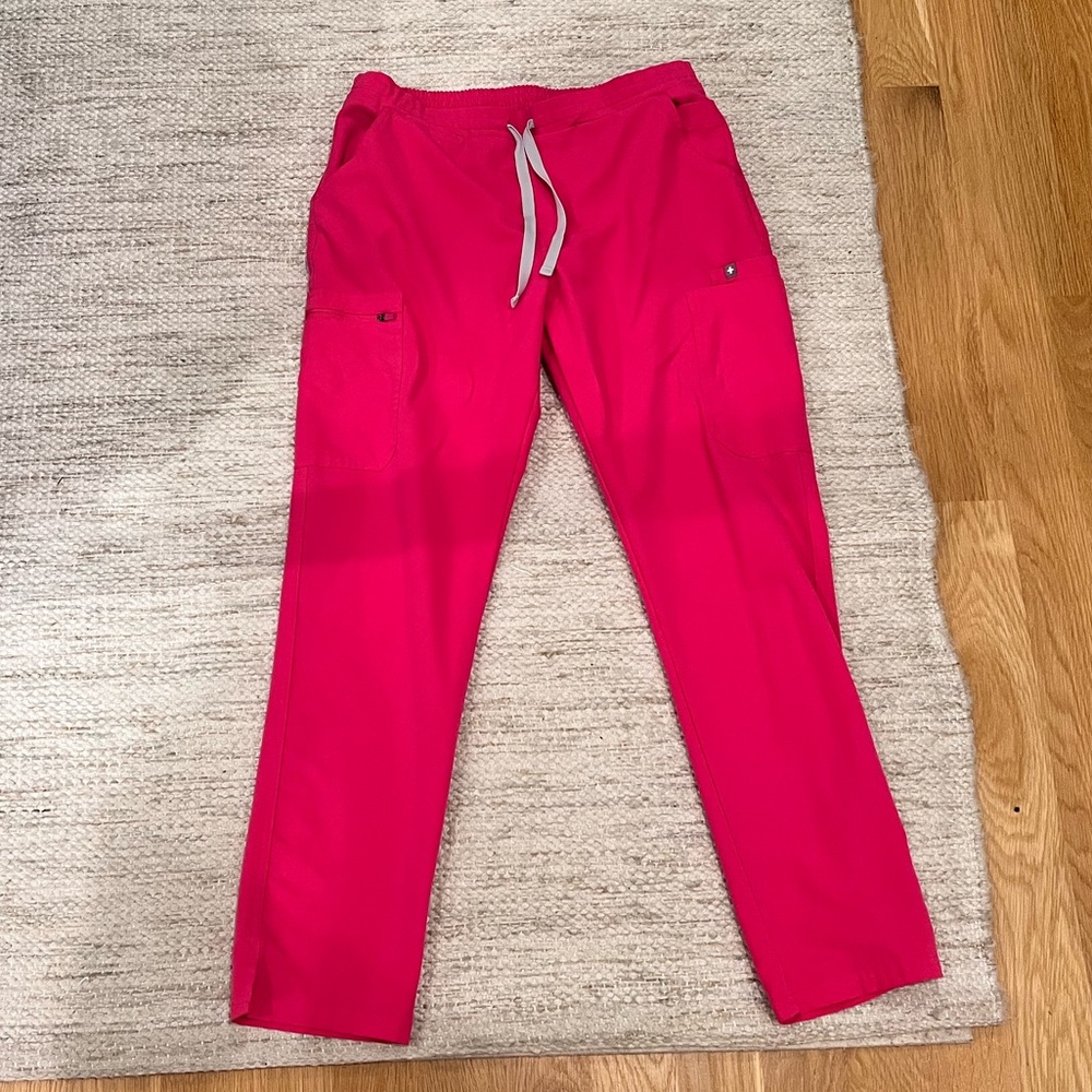 Figs Yola Skinny Scrub Pants in Hot Pink Size M